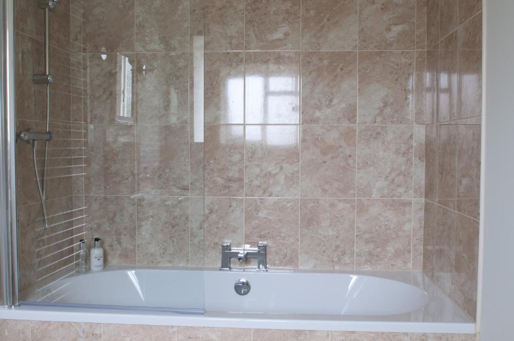 Old Parsonage House 3*